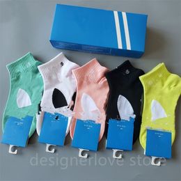 Luxury sports socks mens socks designer womens socken size mid meias Socken calcetines calzini medias Colourful brand sock trainers black white grey 5 pairs with box