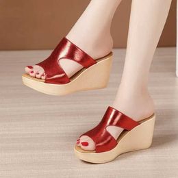 Slippers Slippers Summer Ladies New Fashion Thick Sole Wedge Womens Sandals 2024 Designer High Heel Open Toe Fish Mouth Shoes H240327