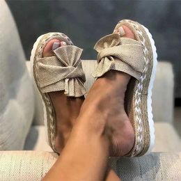 Slippers Slippers Women Summer 2023 Platform Wedges Mid Heels Bow Tie Peep Toe Fashion Slides Beach Outdoor Ladies Shoes Zapatos De jer H240326T6KD