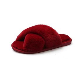 Slippers Slippers ouse Winter Women Faux Fur Fasion Warm Soes Woman Slip on Flats Female Slides Black Pink Cosy ome furry slippers H240326CXY0