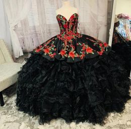 2022 Sexy Black 3D Floral Flowers Ball Gown Quinceanera Prom dresses Real Po Ruffles Satin Evening Formal Gowns Sweet 16 Vestid6391054