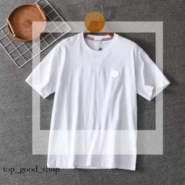 Designer Uomo Basic Business Polo T Shirt Moda Francia Marca T-shirt da uomo Bracciali ricamati Lettera Distintivi Polo Pantaloncini 4