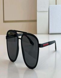 Men Matte Black Pilot Sunglasses Dark Grey Lens 50x UV Eyewear with Box9112531