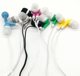 Bulk Earbuds Headphones Whole Earphones Disposable Ear Buds earphone Headphones for School Classroom Libraries Hospitals for T1768992