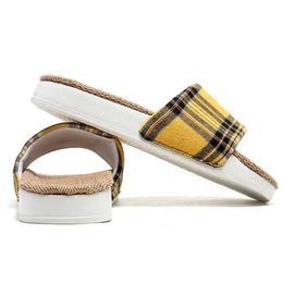 Slippers Slippers 2023 Spring and Autumn New Style ome Womens Japanese Plaid Casual Fasion Tick-soled Non-Slip Slip-ons Soes H240326T4W7