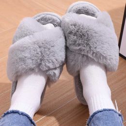 Slippers Slippers Comwarm womens cross strap fuzzy slider fluffy open toe house comfortable plush bedroom shoes indoor and outdoor fur sandals H240327