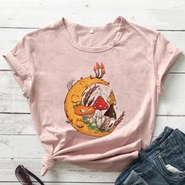 Women's T Shirts Aesthetic Moon And Magic Mushrooms Coloured T-shirt Retro Mycology Fungi Tee Shirt Top Women Cottagecore Hippie Nature