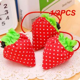 Storage Bags 1/3PCS Cute Large Strawberry Portable Shopping Travel Tote Bag Eco-friendly Folding Reusable Nylon Vegetable Fruit Handbag