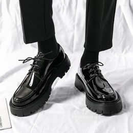 Casual Shoes Hight Quality 2024 S/A British Style Patent Leather Height Increasing For Men Business Dress Black Hombre