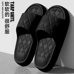 Slippers Slippers QYCKABY 2024 New Mens Summer Beach Eva Soft Sole Sliding Sandals Casual Womens Indoor Bathroom Non slip Flip Cover H240327