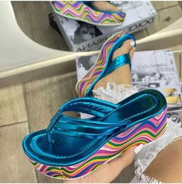 Chinelos chinelos 2023 verão mulheres colorido grosso sola espinha de peixe slider salto praia sandálias slide h240326spl1
