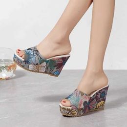 Slippers Slippers 2024 Women Shoes Fashion Casual Flip Flops Summer Vintage Floral Print Peep Toe Wedge 35-42 H240326QNWL