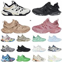 Balencaigaiigaitiess Designer Shoes Track 3.0 Runners Casual Shoe Triple S 7.0 Runner Sneaker Plack più caldi 9.0 Tess Gomma Paris Speed Platform Fashion Outdoor Sports