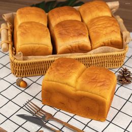 Decorative Flowers Artificial Bread Simulation Thick Toast Tocoration Window Display Pography Props Table Decor Funny