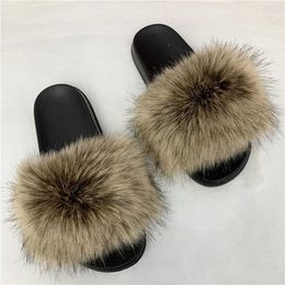 Slippers Slippers Artificial fur slider womens fluffy flat winter comfortable house sweet socks indoor flip H240326GELS