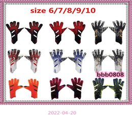 4MM New Goalkeeper Gloves Finger Protection Professional Men Football Gloves Adults Kids Thicker Goalie Soccer glove38482797119568