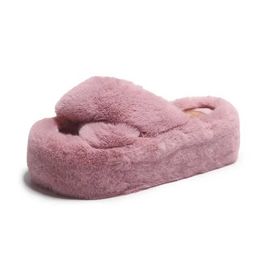 Slippers Slippers Cunky Platform Fur Slide Womens 2023 Autumn Tick Boom Outdoor Plus Size 42 Types Designer Soes H240326O2UF
