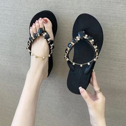 Slippers Flip Flops Women Summer 2024 Fashion Outdoor Rhinestone Chain Wedge Beach Slipper Hawaiian Flat Sandals Chaussure Femme