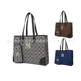 MLB Trendy Tote Bag New Man Ying Lao Hua NY Handheld Shoulder Bag Handbag Oblique Cross Fashion Womens Bag