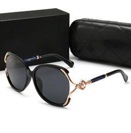 Luxury Polarised Sunglasses Famous Women Designer Square Overiszed Glasses High Quality UV400 Trendy Eyewear with Retail Box3676362