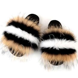 Slippers Slippers Summer womens fur slider fluffy raccoon fox outer flat flip cover rainbow H240326Y4EG