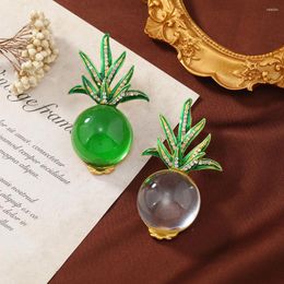 Brooches Creative Transparent Big Pineapple Brooch Women's Fashion Simple Fruit Pins Badges Coat Corsage For Women Banquet Decoration