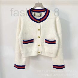 Women's Knits & Tees Designer 2024 Early Spring New Contrast Round Neck Metal Button Knitted Cardigan Fashion Celebrity Style Sweater N6U7