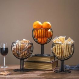 Baskets Nordic Creative Wrought Iron Red Wine Cup Design Fruit Basket Hollow Out Shape, Drainable Fruit Basket Home Decoration Storage