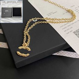 Pendant Necklaces New Brand Luxury Pendant Necklace Valentines Day Love Gift Charm Necklace Fashion Style Designer Pendant Necklace With Box Gold Plated Necklace Y