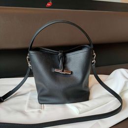Factory Source High Quality Handbags Is Genuine Leather Bag 2024 New Lychee Pattern Soft Bucket Bamboo Joint High-end Texture Single Shoulder Diagonal Cross