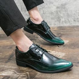 Casual Shoes Men Formal Lace Up Oxfords Autumn Fashion High Quality Leather Business Original Office Wedding Dress