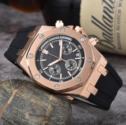 Luxury Fashion Classic Watch Men Watch Automatic Quartz Designer Luxury Watch Sapphire 42mm Stainless Steel Watch Silicone Strap Casual Sports Watch