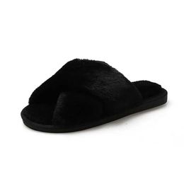 Slippers Slippers ouse Winter Women Faux Fur Fasion Warm Soes Woman Slip on Flats Female Slides Black Pink Cosy ome furry slippers H2403266W3Q