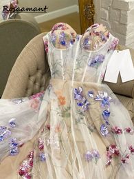 Blumen-Blumen-Hochzeitskleider, herzförmige Brautkleider für die Braut, Robe De Mariee, Strand-Schleppe für Frauen