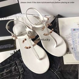 designer Women Slippers French Clip Toe Flat Sandals Summer T Tied Ladies Shoes Beach Casual Woman luxury channel Flip Flops Fashion