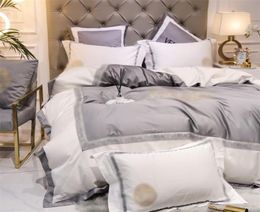 Grey and white fashion designer bedding cover Winter velvet sheet duvet pillowcase queen size comforter cover6674186