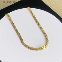 Pendant Necklaces Luxury Chain Choker Fashion New Gift Pendant Necklace 18K Gold Designer Jewelry Family Couple Birthday Necklace SpringSummer Stainless Steel Je