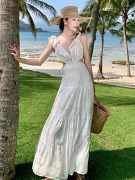 Casual Dresses French 2024 Summer White Ruffle Edge Bandage Slip Long Women Sexy Club Fashion Backless Holiday Party Sundress Romantic