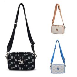 2024 New MLB Mens and Womens Couple Old Flower Crossbody Bag Casual Versatile Fashion Trend Camera Bag