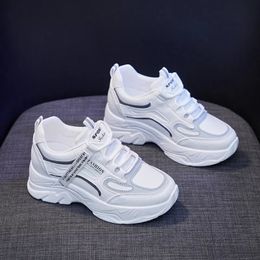 Inner Height Sneaker White Shoes Sports Casual Running Trainers Ladies Hidden Heel Athletic Shoe Zapatillas De Deporte 240323