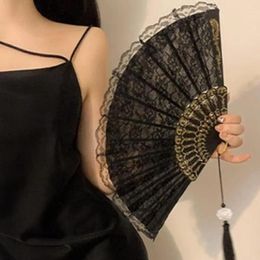 Decorative Figurines Elegant Folding Fan Vintage Lace With Tassel For Summer Parties Dance Performances Hand Held Lolita