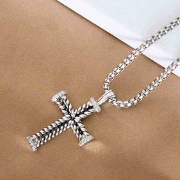 Männer Stil Kette Halskette Halsketten Anhänger Klassische Frauen Diamant Dy Vintage Anhänger Hip Schmuck Cross Hop Länge 50cm349H