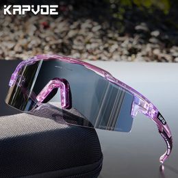 Kapvoe Pochromic Men Women Sunglasses MTB Road Cycling Glasses Outdoor Sports UV400 Bicycle Eyewear Bike Goggles 240314