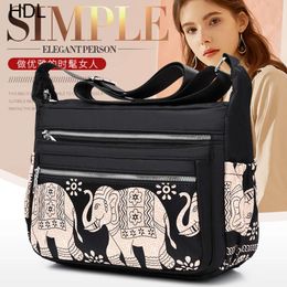 Single Shoulder Bag for Middle-aged Women Mothers Bag Fashionable Print Casual High-capacity Nylon Fabric Hot Selling Crossbody Bag for Women