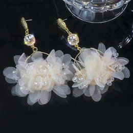 Charm Fashion Crystal Flower Drop Earring For Women New Design Handmade White Big Floral Dangle Earrings Trend Girls Jewellery Y240328