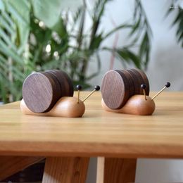 Table Mats Wooden Snail Coasters Cute Creative 4pcs Round Placemats With Magnet Home Desktop Decoration Tea Cup/Mug