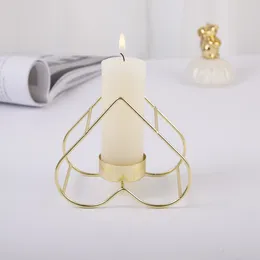 Candle Holders Romantic Heart Holder Modern Metal Candlestick Tea Light Valentine's Day Table Decoration For Party Home Decor