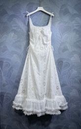 Designer Dress 2024 Summer New European Womens White Lace Embroidered Suspended Dress