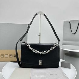 New Oil Wax Skin Crack Soft Bag Flip Silver Chain Crossbody Shoulder Unisex Bags