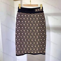 Women's Short Skirt Designer Spring New Letter Printing Spliced Half Skirt Fashion Casual Simple Women's Long Skirt